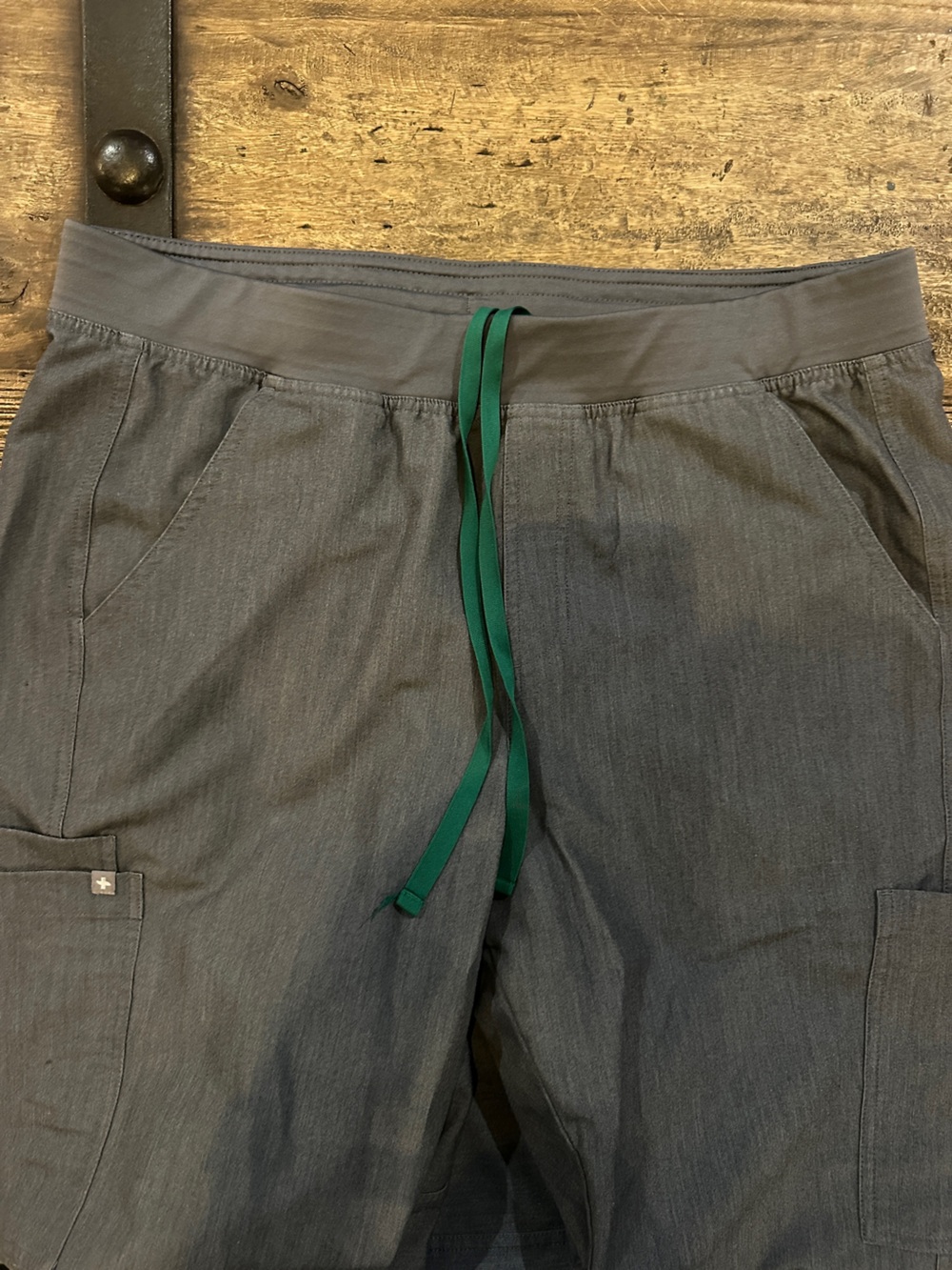 FIGS Men's Gray Drawstring Scrub Pants with Green Accent